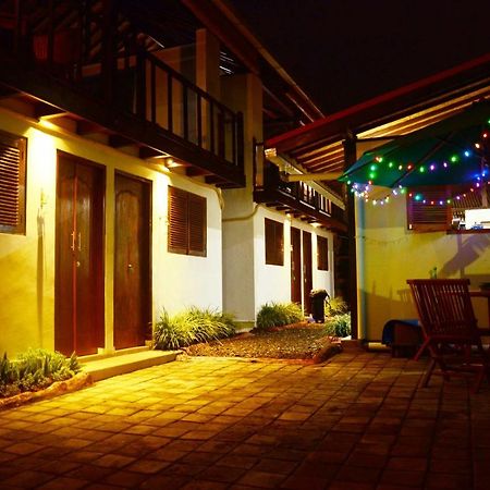 Capung Guesthouse Jimbaran Exteriör bild