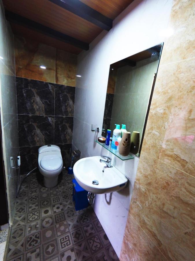 Capung Guesthouse Jimbaran Exteriör bild